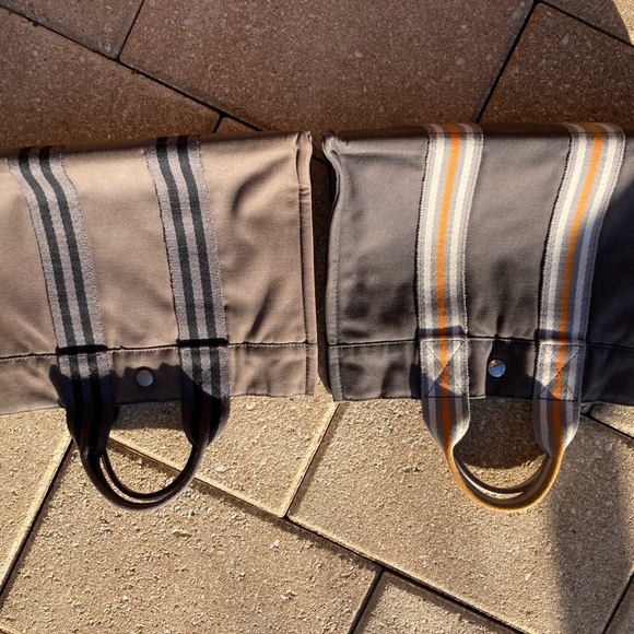 - This listing is for both Hermes totes - Picture 3 of 6
